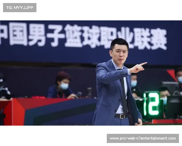 周鹏回归球场深圳队宣布郑永刚接任执行教练助力球队再起航 周鹏回归球场深圳队宣布郑永刚接任执行教练助力球队再起航